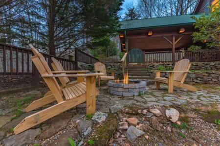 Family Fun-Relax-Mtn View-Game Rm-Hottub Villa Blue Ridge Luaran gambar